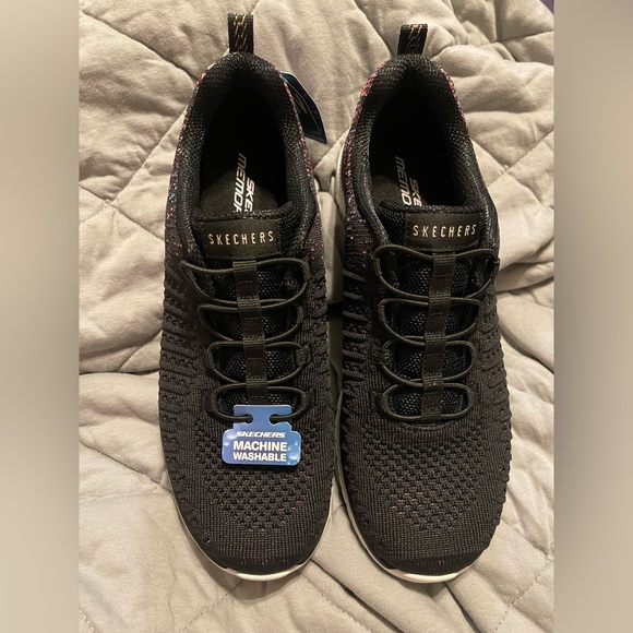 Skechers Women's Black and Pink Knit Sneakers - Picture 9 of 16